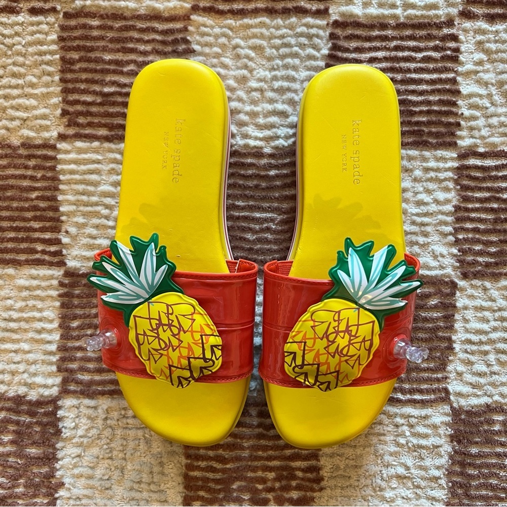 Kate Spade New York Novelty Kitsch Summer Pineapple Pool Floatie Platform Sandal - Picture 2 of 7